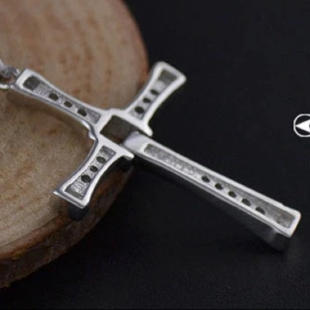 Cross  .925 Dominic Toretto Vin Diese - Picture 3 of 7